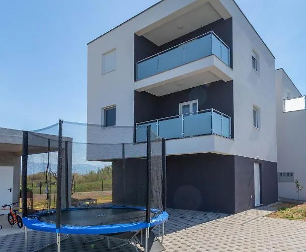 Appartamento Martina In - By Ta Leut Agency Privlaka (Zadar)