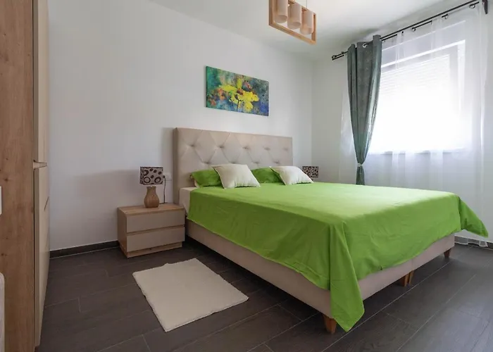 Martina In - By Ta Leut Agency Privlaka (Zadar)