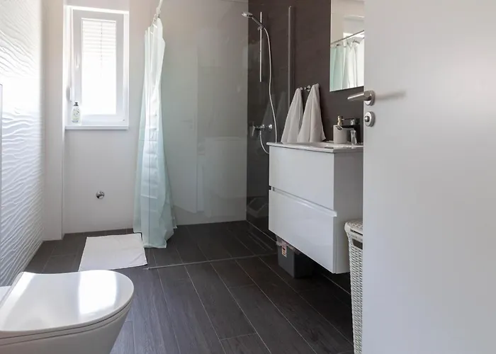 Martina In - By Ta Leut Agency * Privlaka (Zadar)