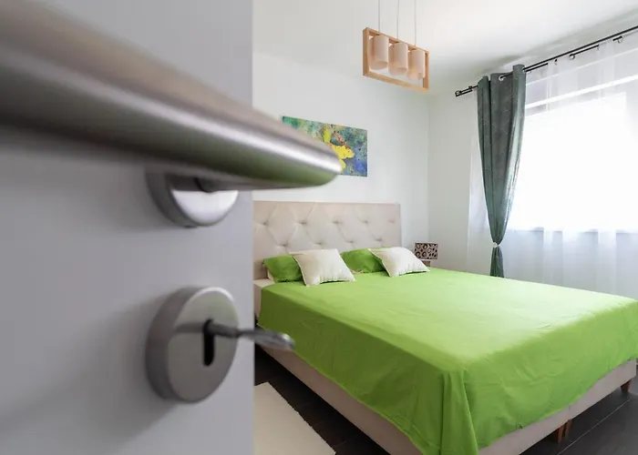 Martina In - By Ta Leut Agency *